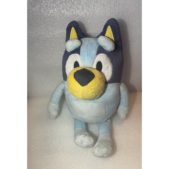 Bluey | Talking Stuffed Animal Toy | Says 3 Phrases & Plays Theme Song - Picture 2 of 4